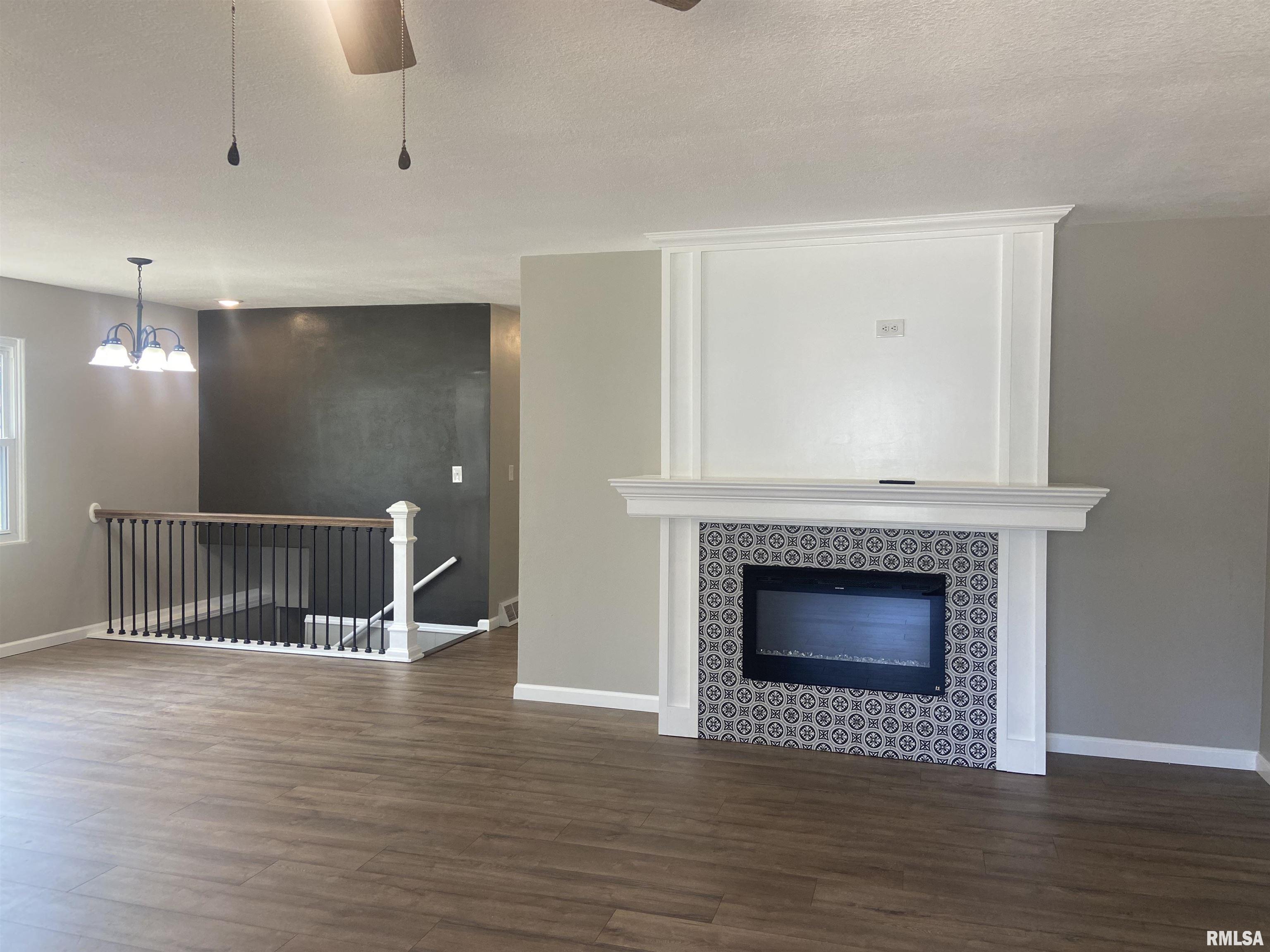 1706 Maple Street Quincy, IL 62301 - Photo 11 of 27