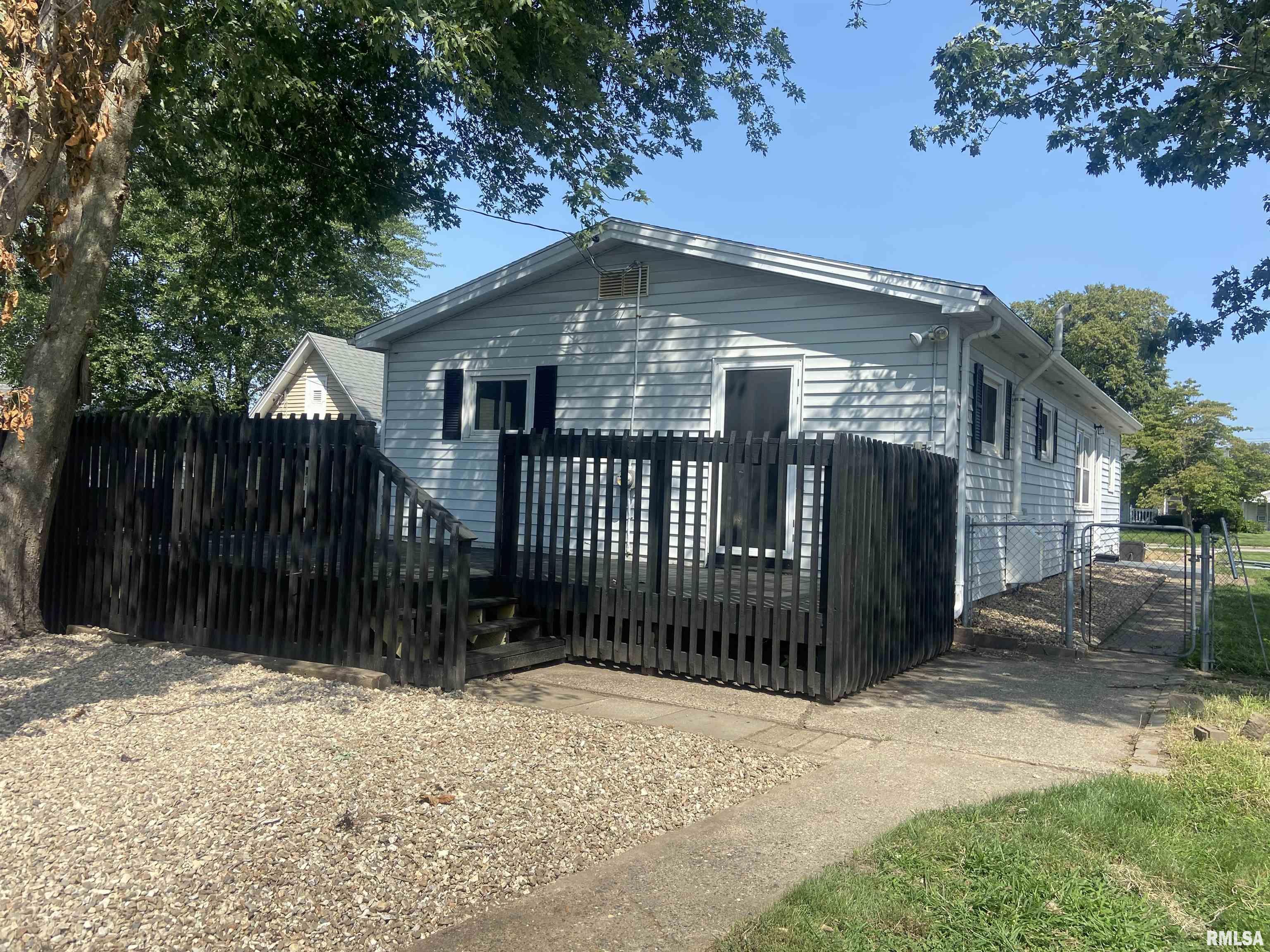 1706 Maple Street Quincy, IL 62301 - Photo 21 of 27