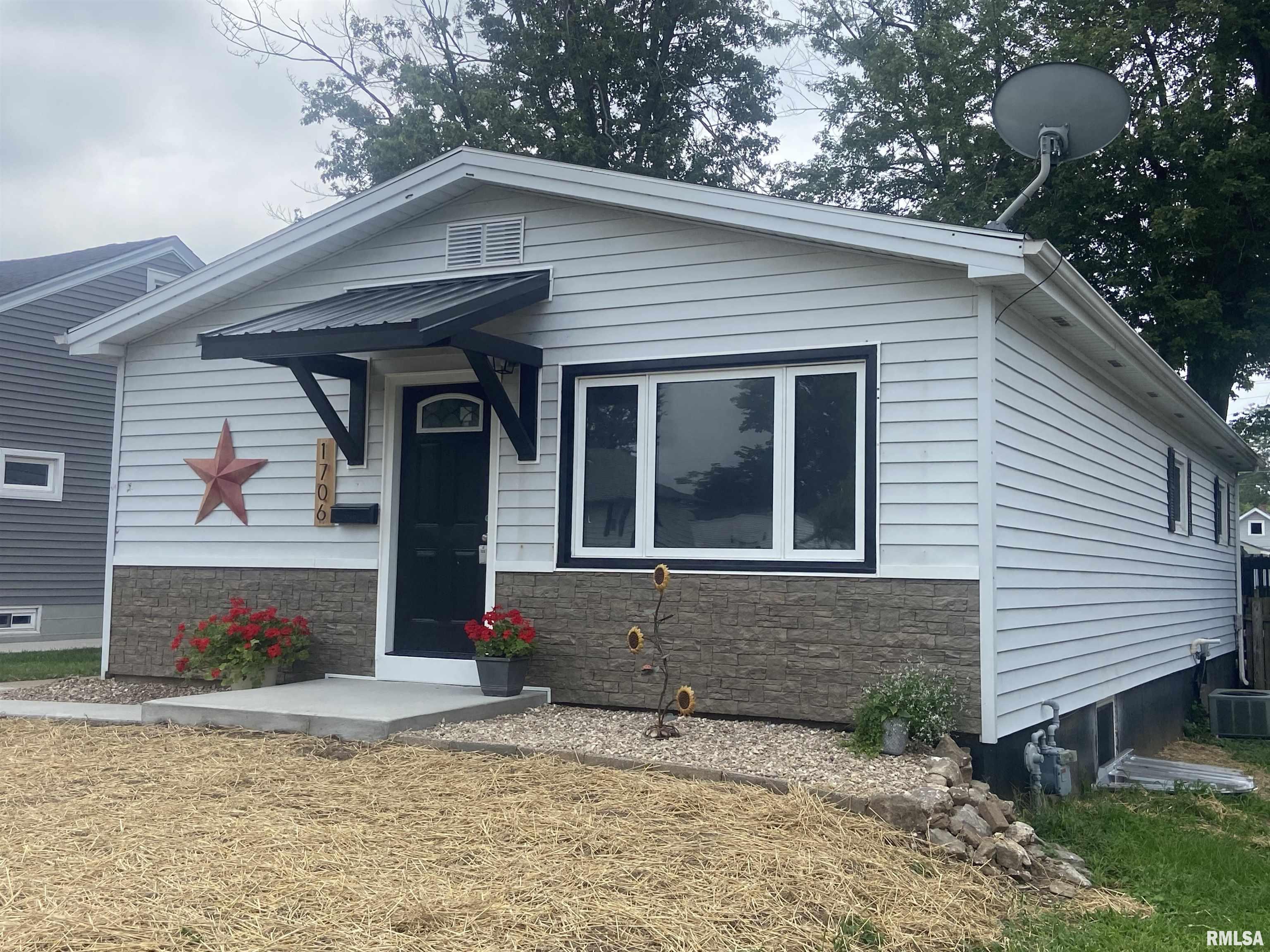 1706 Maple Street Quincy, IL 62301 - Photo 24 of 27