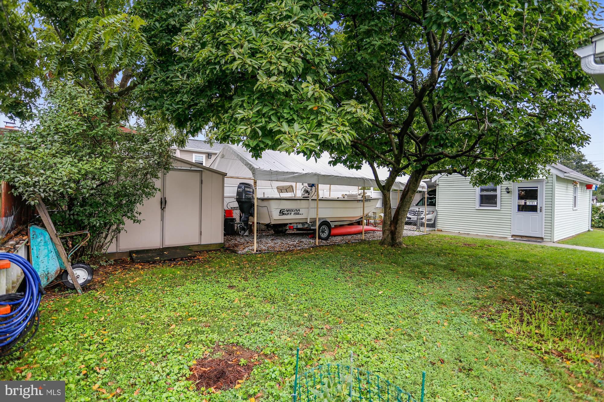 8432 Geneva Road Pasadena, MD 21122 - Photo 29 of 33 Parking for kayaks / boat (awning excluded)