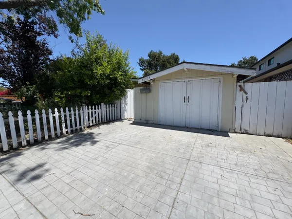 $2,998,000 | 10534 Sterling Boulevard, Cupertino, CA 95014