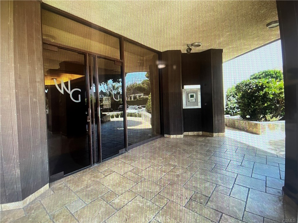 750 Spaulding Avenue, Unit 237 Los Angeles, CA 90036 - Photo 17 of 21