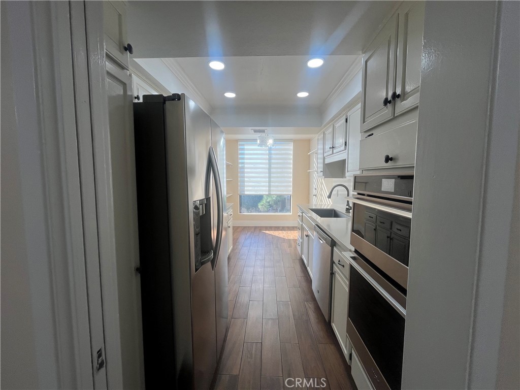 750 Spaulding Avenue, Unit 237 Los Angeles, CA 90036 - Photo 8 of 21