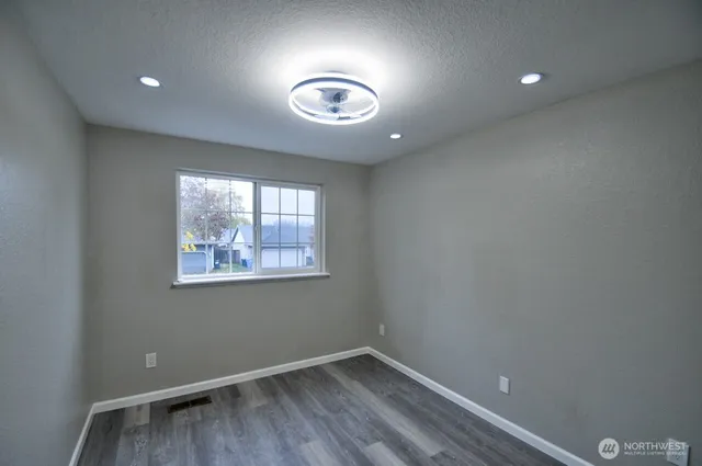 $515,000 | 6305 61st Avenue Southeast, Lacey, WA 98513