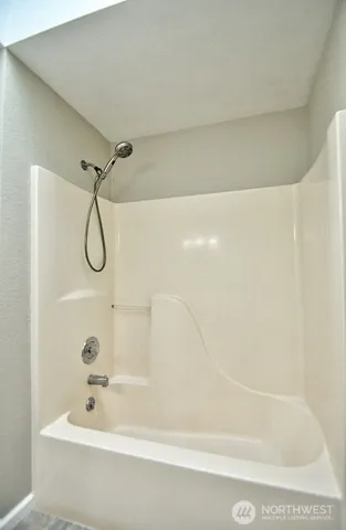 $515,000 | 6305 61st Avenue Southeast, Lacey, WA 98513