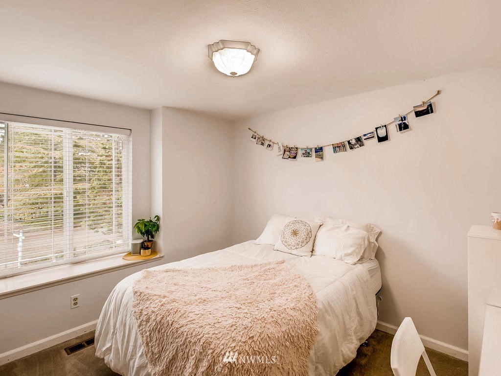 18449 135th Place Southeast Renton, WA 98058 - Photo 15 of 25 Gallery Image 15