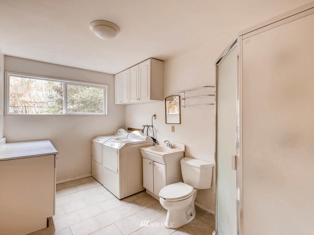 18449 135th Place Southeast Renton, WA 98058 - Photo 20 of 25 Gallery Image 20