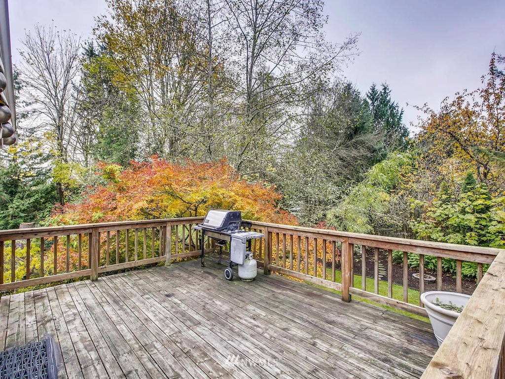 18449 135th Place Southeast Renton, WA 98058 - Photo 21 of 25 Gallery Image 21