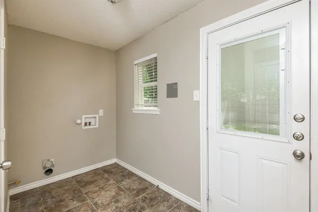 $1,845 | 405 South Judd Street, White Settlement, TX 76108