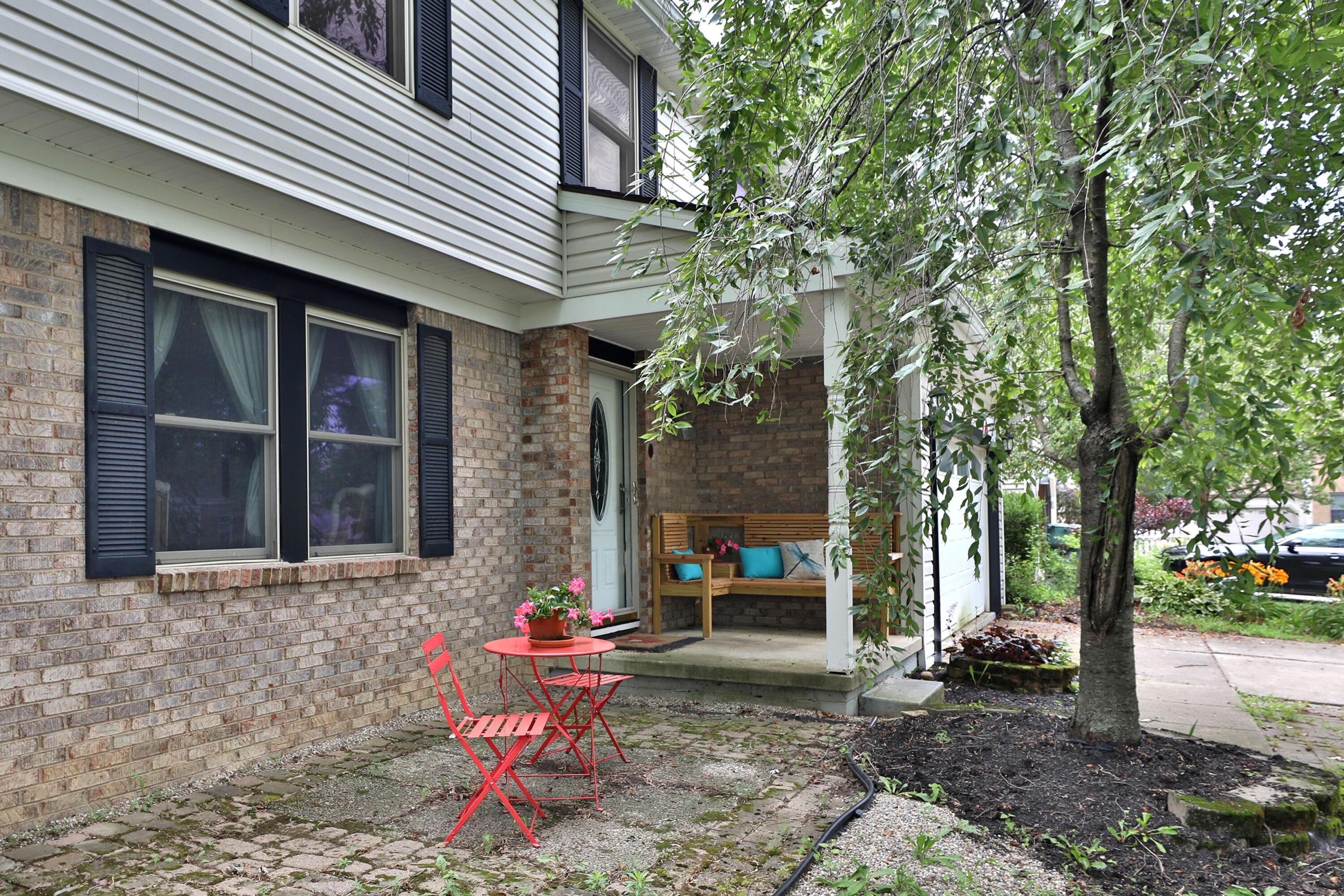 677 Fallside Lane Westerville, OH 43081 - Photo 2 of 35 677-Fallside-04