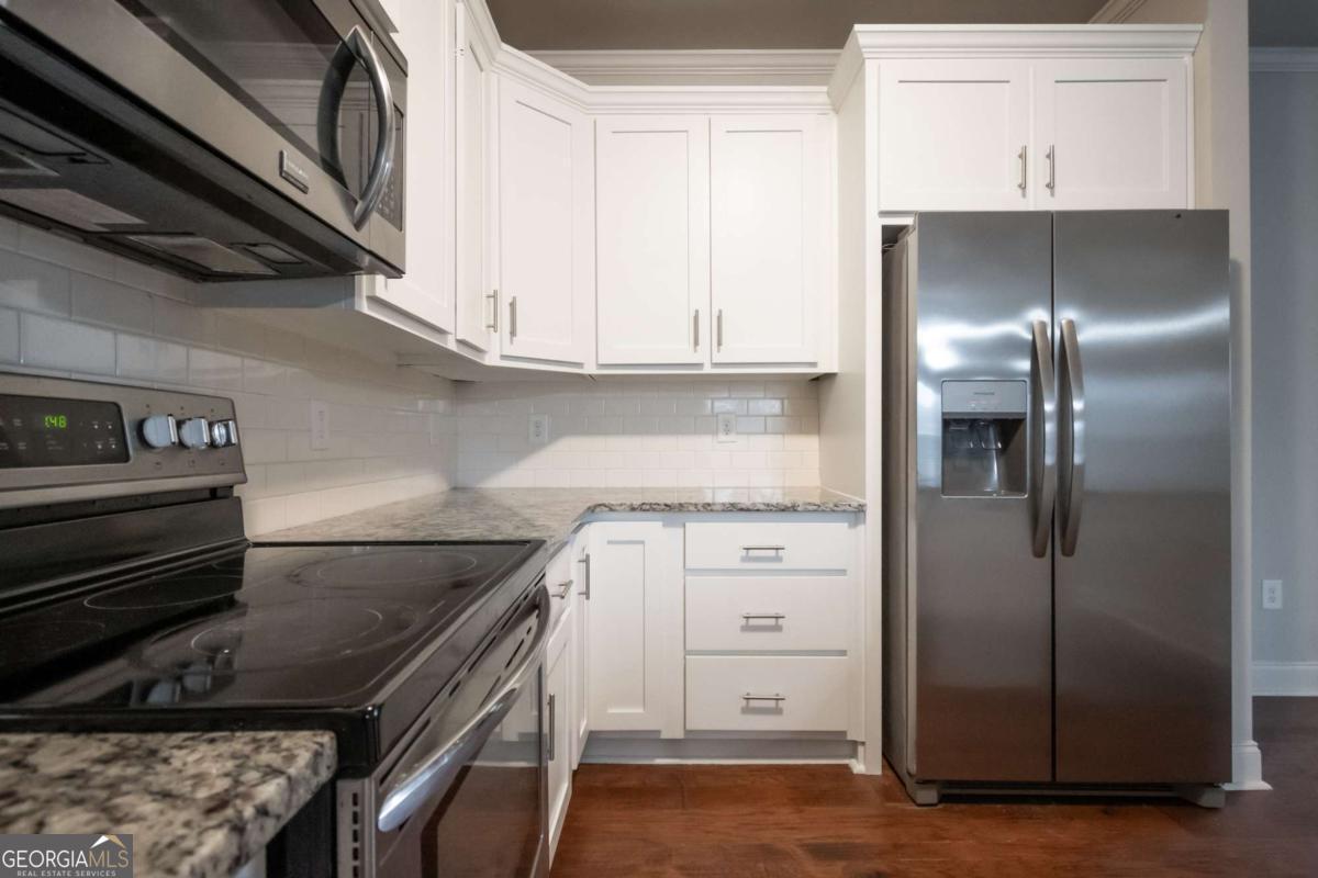 1054 Market Street Watkinsville, GA 30677 - Photo 11 of 48