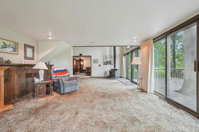 $549,900 | 954 North Dousman Road, Summit, WI 53066