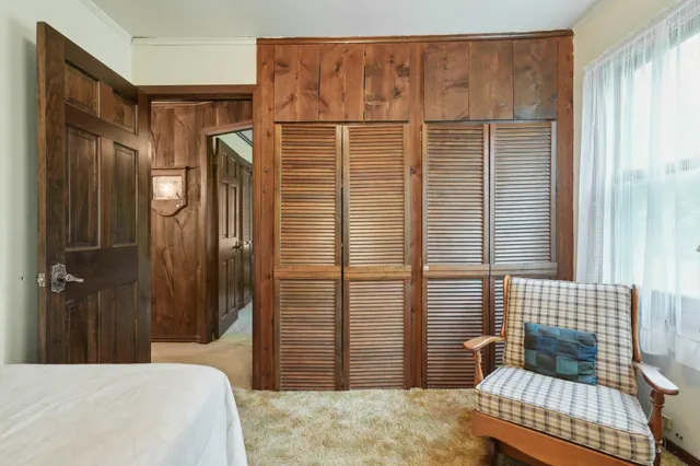 $549,900 | 954 North Dousman Road, Summit, WI 53066