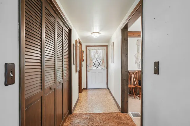 $549,900 | 954 North Dousman Road, Summit, WI 53066