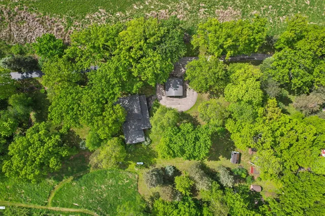 $549,900 | 954 North Dousman Road, Summit, WI 53066