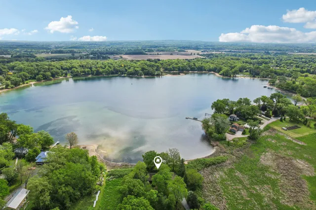 $549,900 | 954 North Dousman Road, Summit, WI 53066