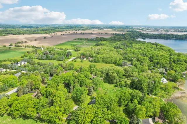 $549,900 | 954 North Dousman Road, Summit, WI 53066