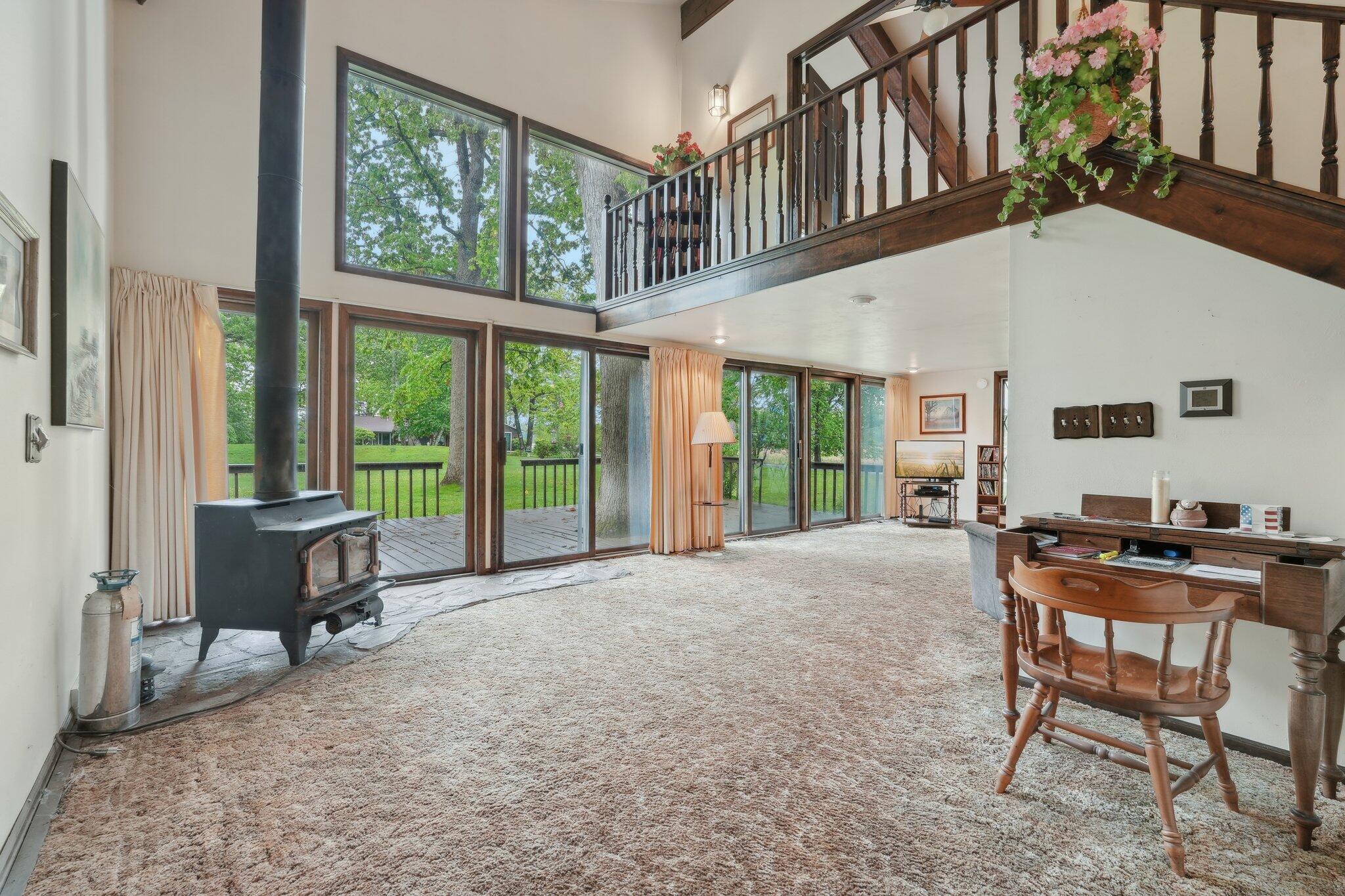 954 North Dousman Road Summit, WI 53066 - Photo 7 of 80 Living Room