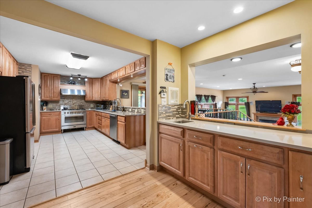 4N260 Walter Road Addison, IL 60101 - Photo 13 of 53