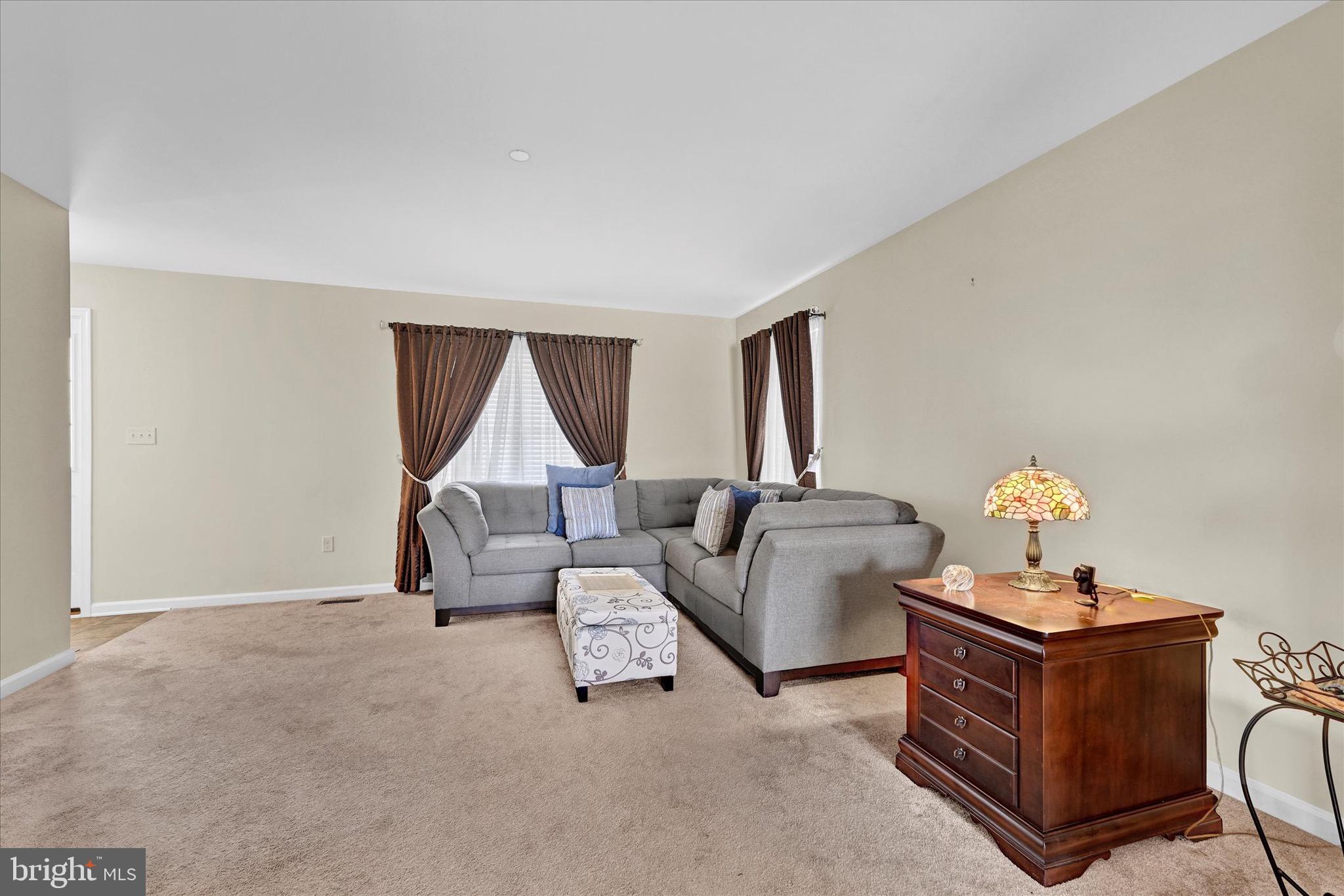 1300 Rosewick Avenue Rosedale, MD 21237 - Photo 5 of 27