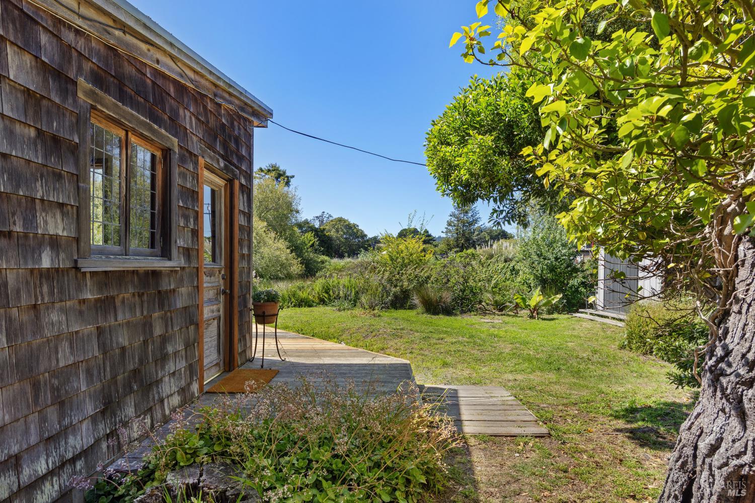 385 Cedar Road Bolinas, CA 94924 - Photo 58 of 70