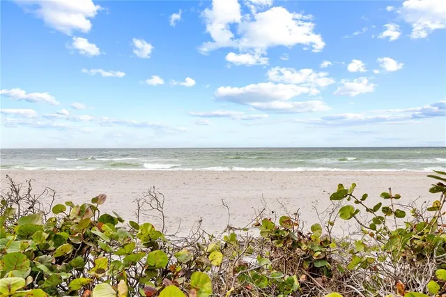 $849,000 | 3400 Gulf Boulevard, Unit 105, Belleair Beach, FL 33786