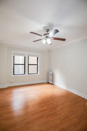 $1,100 | 6165 North Winthrop Avenue, Unit 609, Chicago, IL 60660