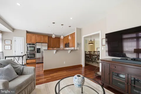 $1,699,000 | 1553 22nd Street North, Arlington, VA 22209