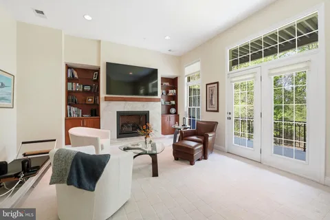 $1,699,000 | 1553 22nd Street North, Arlington, VA 22209