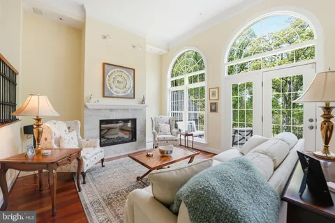 $1,699,000 | 1553 22nd Street North, Arlington, VA 22209