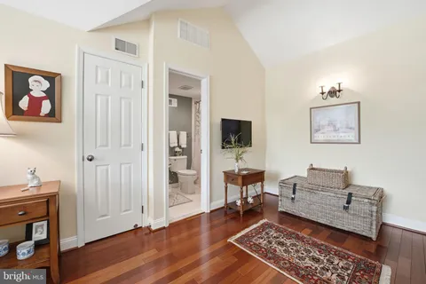 $1,699,000 | 1553 22nd Street North, Arlington, VA 22209