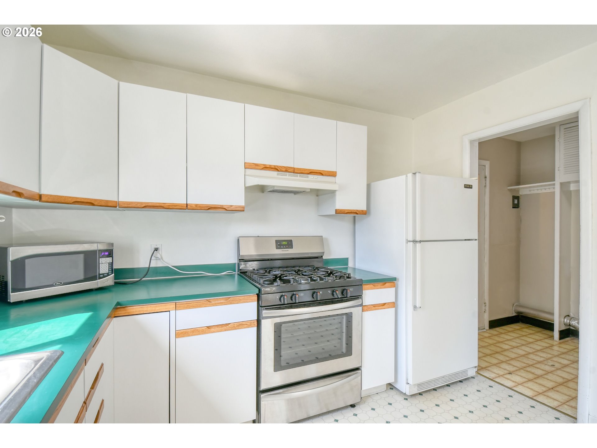812 Northwest 11th Street Pendleton, OR 97801 - Photo 12 of 28