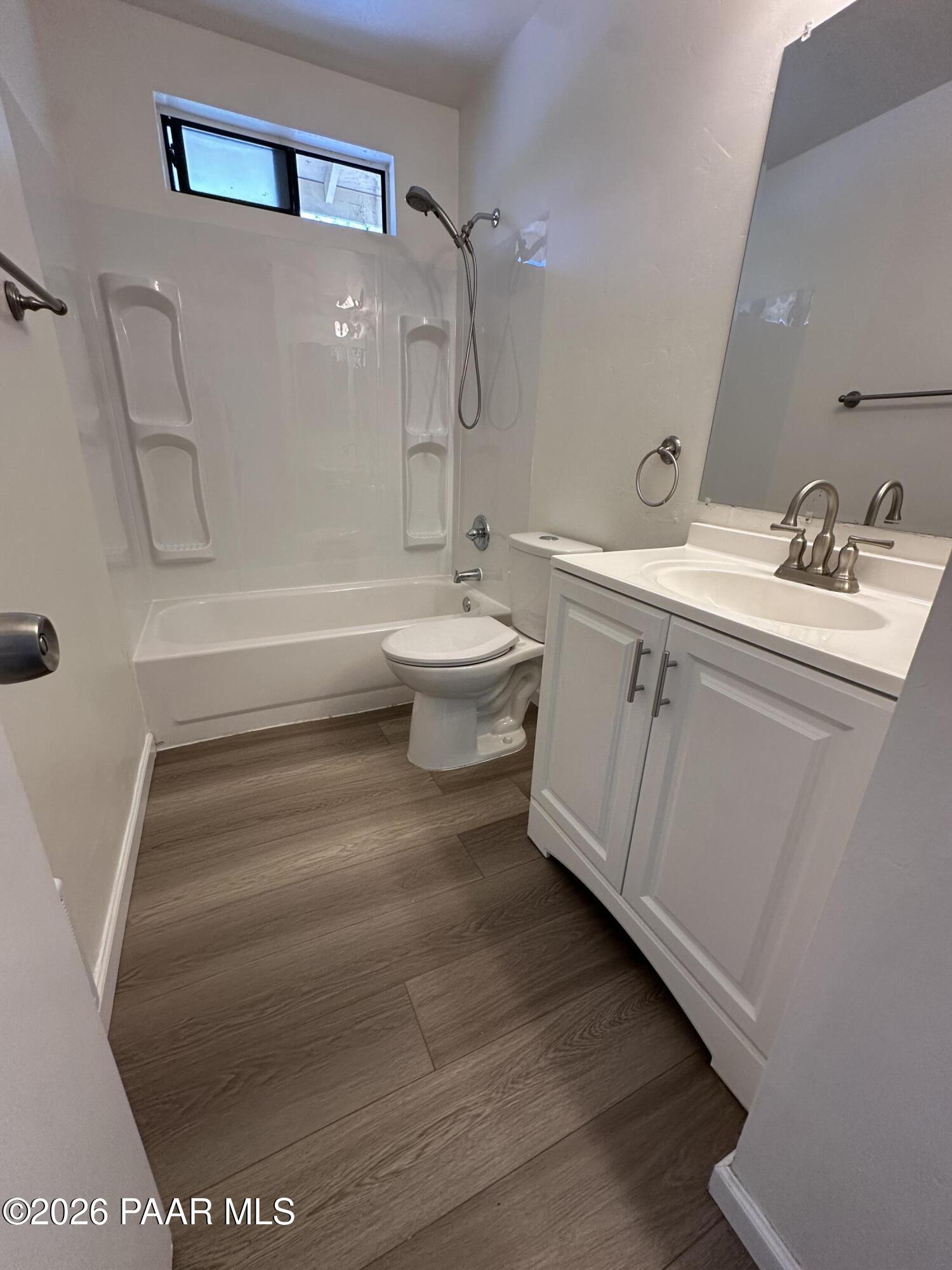 609 East Goodwin Street Prescott, AZ 86303 - Photo 25 of 40 Unit A Bathroom