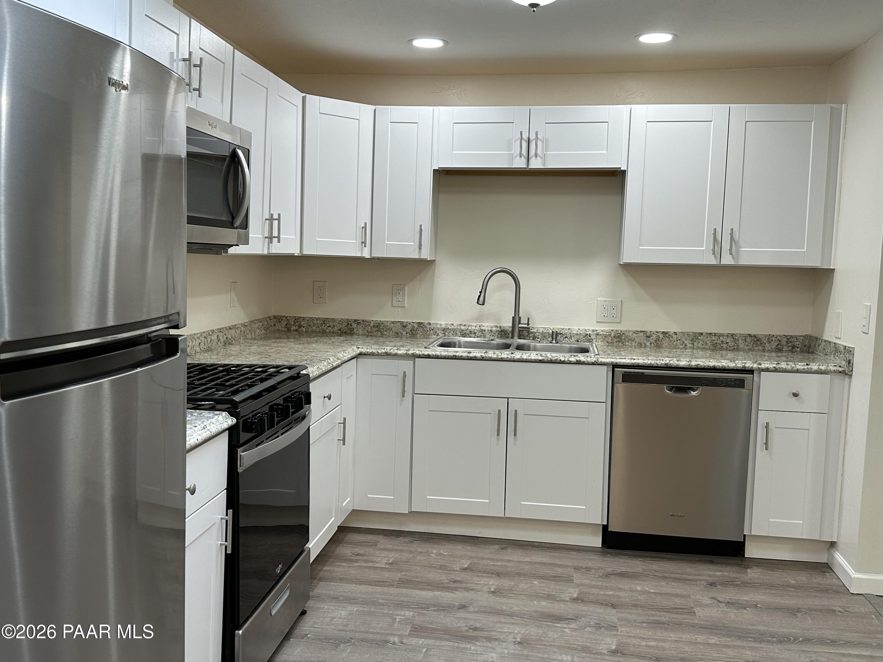 609 East Goodwin Street Prescott, AZ 86303 - Photo 7 of 40 Main House Kitchen View 1