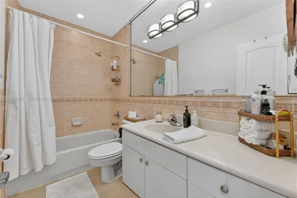 $4,250 | 9000 Southwest 40th Terrace, Miami, FL 33165