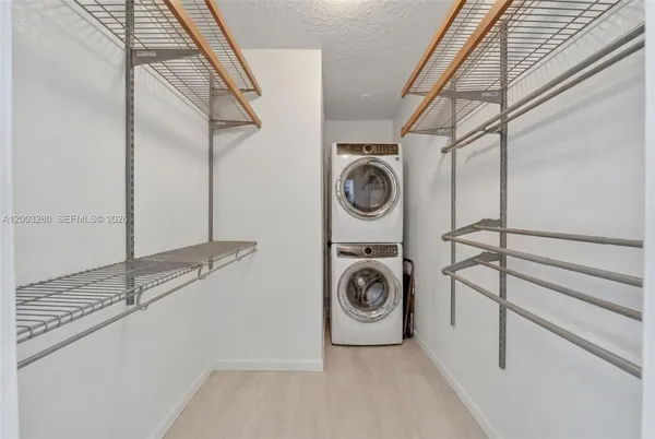 $4,250 | 9000 Southwest 40th Terrace, Miami, FL 33165