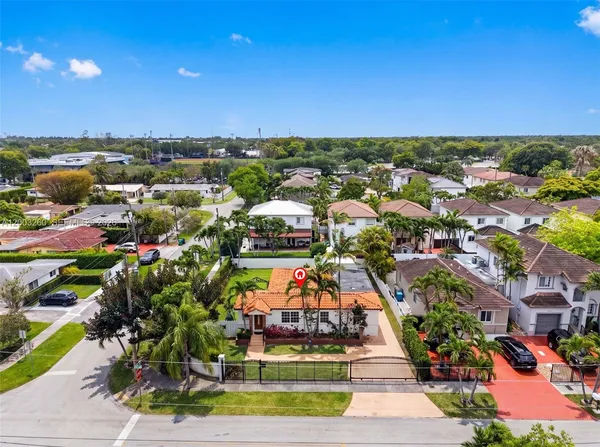 $4,250 | 9000 Southwest 40th Terrace, Miami, FL 33165
