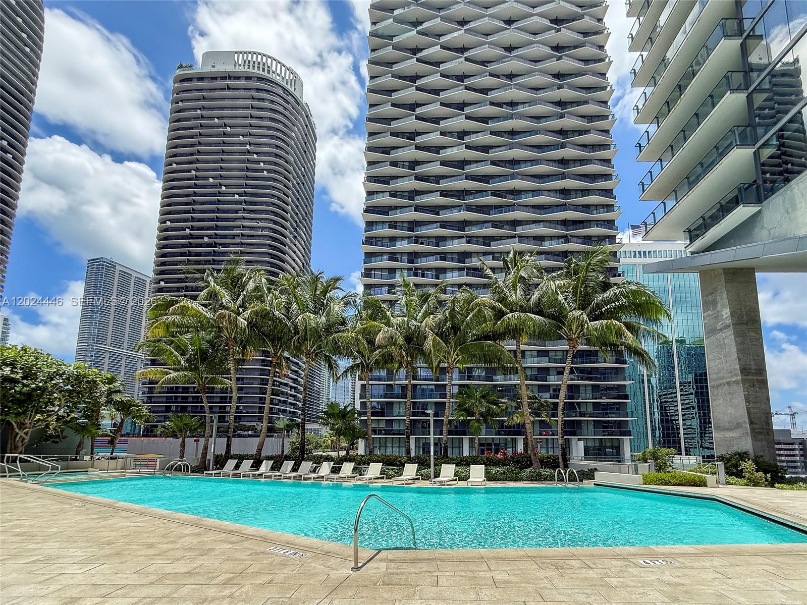 88 Southwest 7th Street, Unit 2008 Miami, FL 33130 - Photo 27 of 47