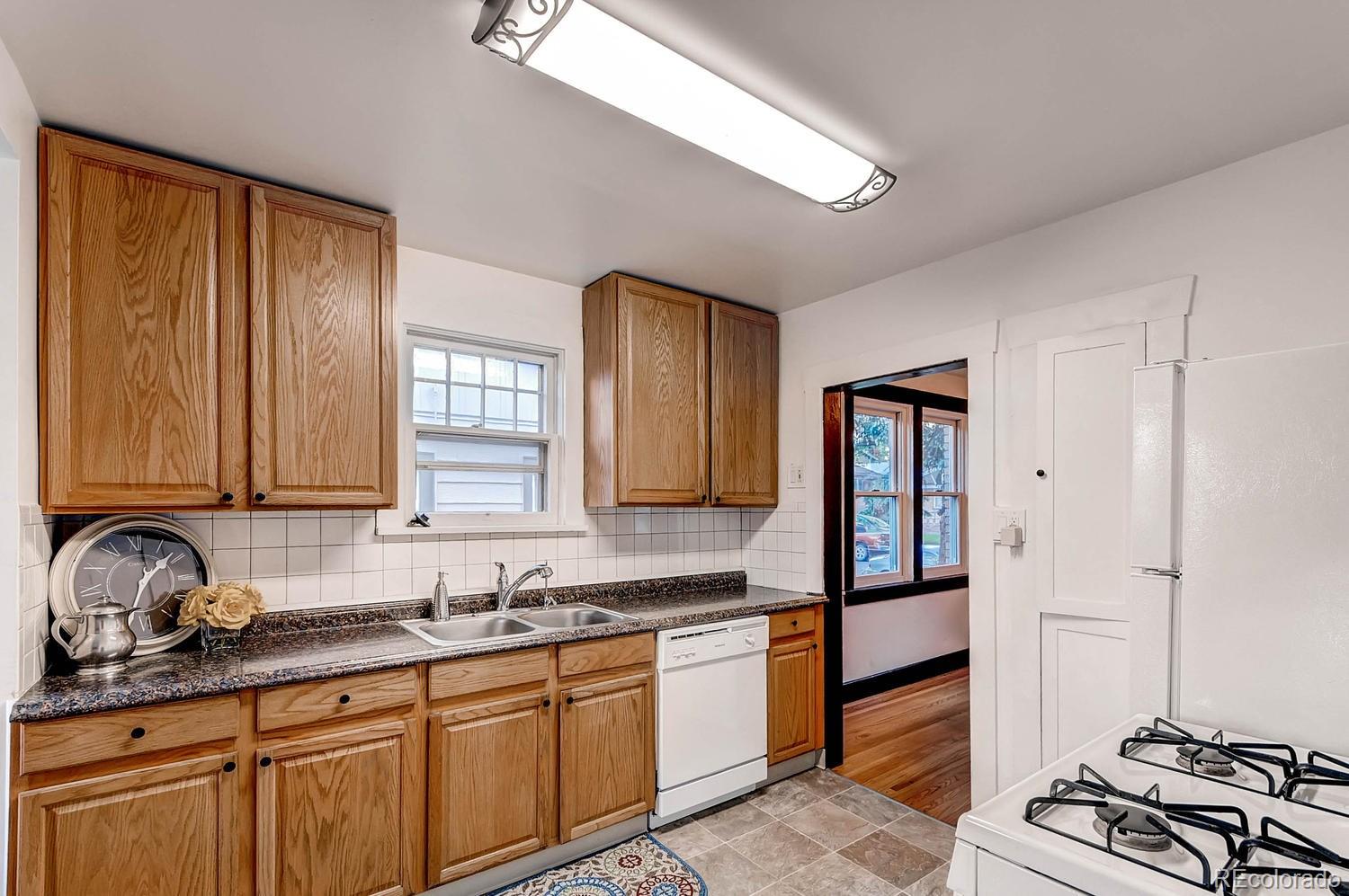 4576 Decatur Street Denver, CO 80211 - Photo 12 of 28 Gallery Image 12