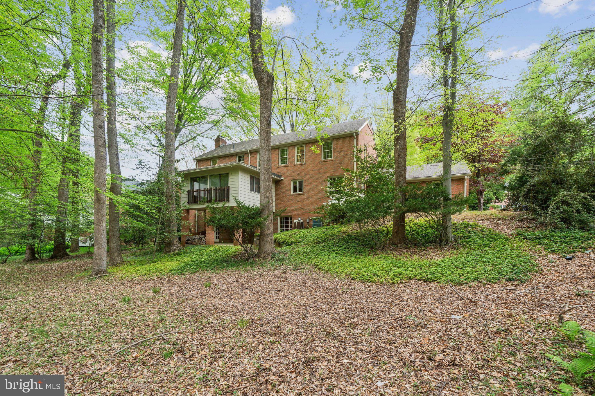 7604 Hackamore Drive Potomac, MD 20854 - Photo 43 of 56 a view of a house with backyard and garden