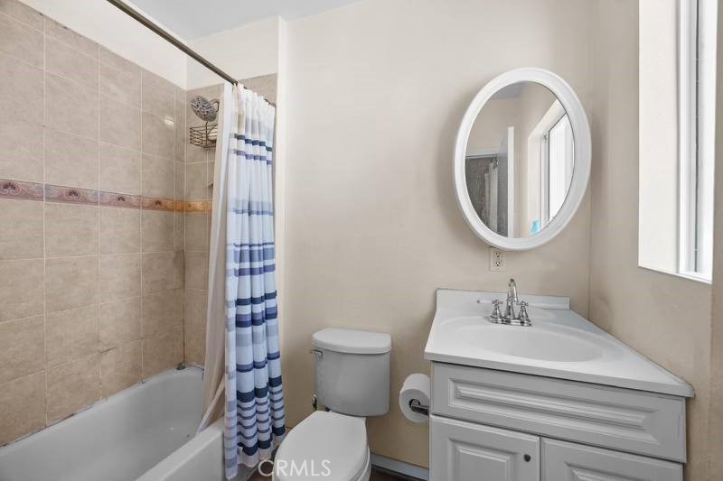 1686 South Rimpau Boulevard, Unit PRIMARY RO Los Angeles, CA 90019 - Photo 5 of 11