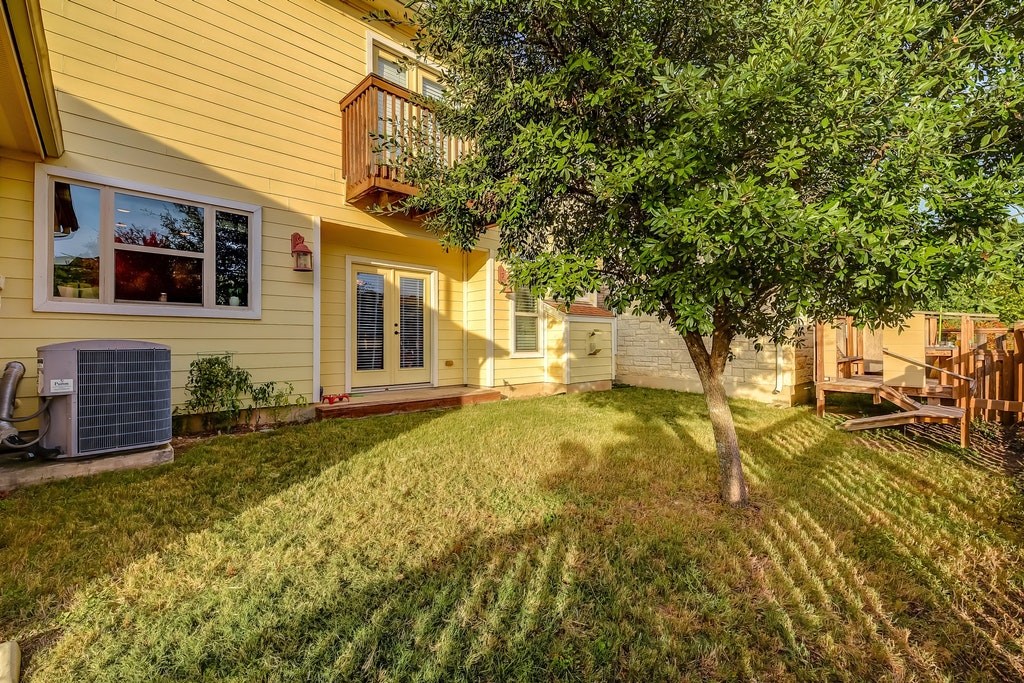 4000 Camacho Street Austin, TX 78723 - Photo 27 of 31 Yard Maintenance included in rent.