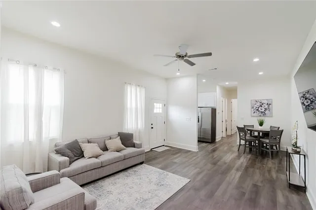 $419,000 | 8532 Regiment Drive, Chalmette, LA 70043