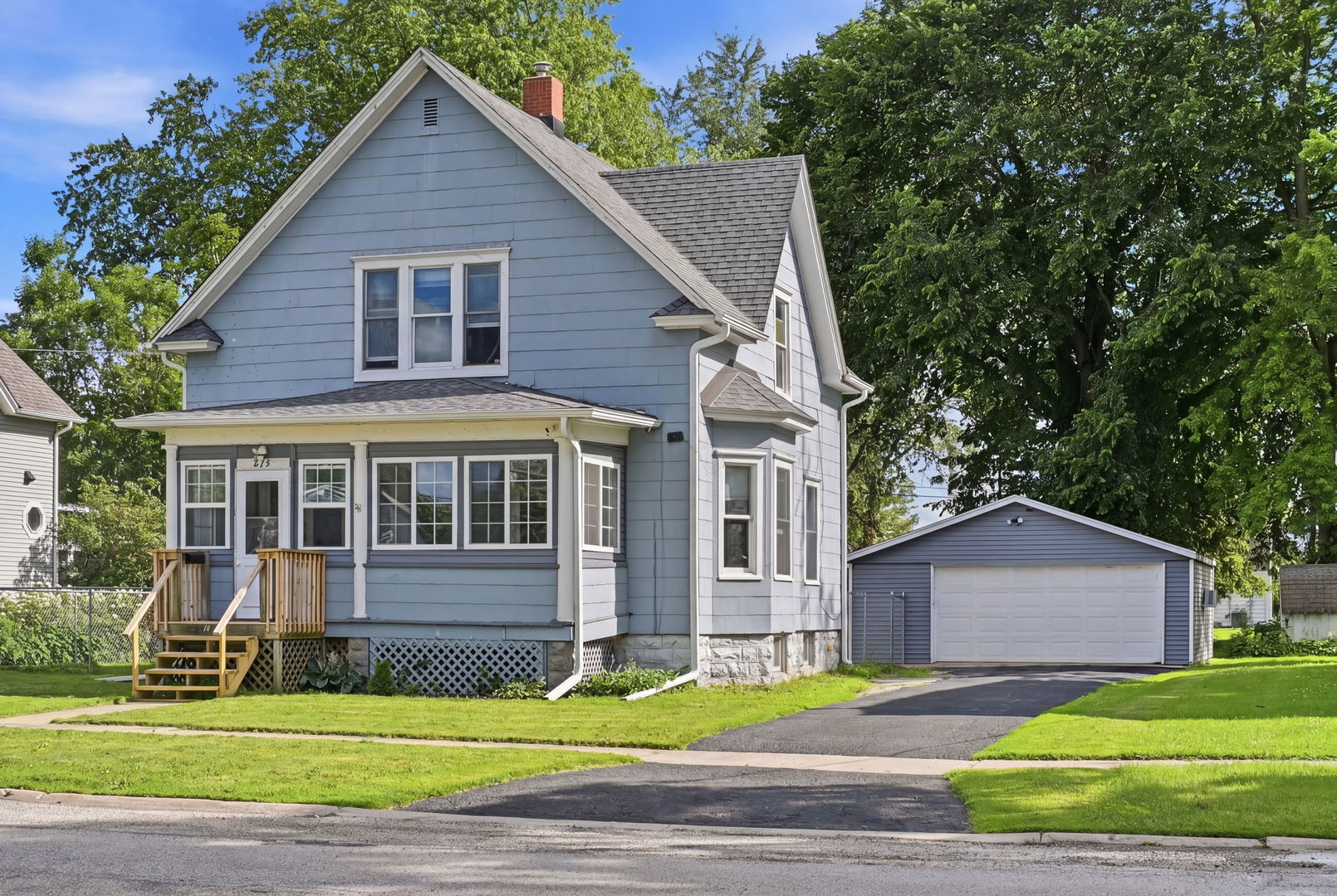 924 Prospect Street DeKalb, IL 60115 - Photo 2 of 25