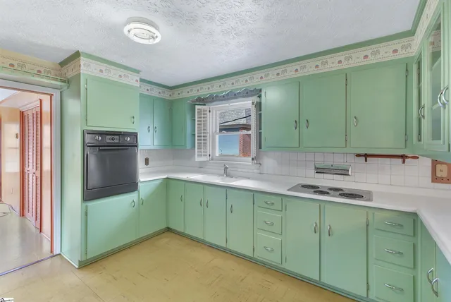 $250,000 | 2156 Gentry Memorial Highway, Pickens, SC 29671