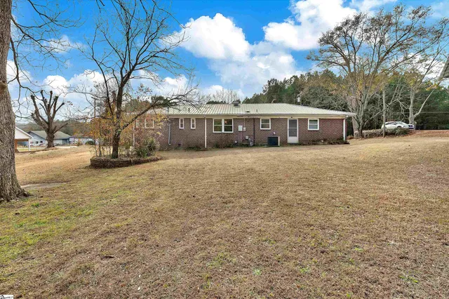 $250,000 | 2156 Gentry Memorial Highway, Pickens, SC 29671