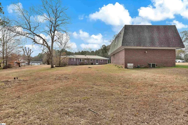 $250,000 | 2156 Gentry Memorial Highway, Pickens, SC 29671