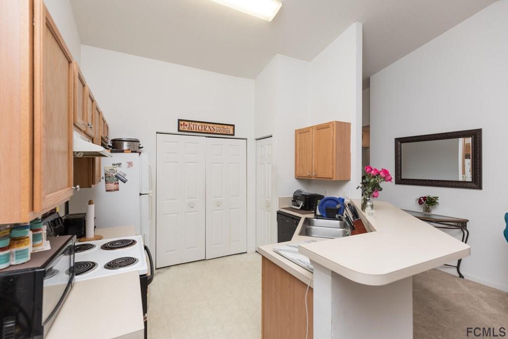 23 Freneau Lane Palm Coast, FL 32137 - Photo 16 of 44 Kitchen