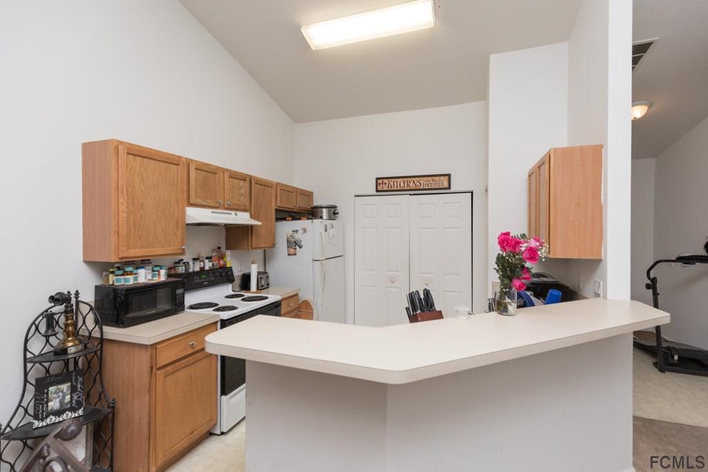 23 Freneau Lane Palm Coast, FL 32137 - Photo 17 of 44 Kitchen