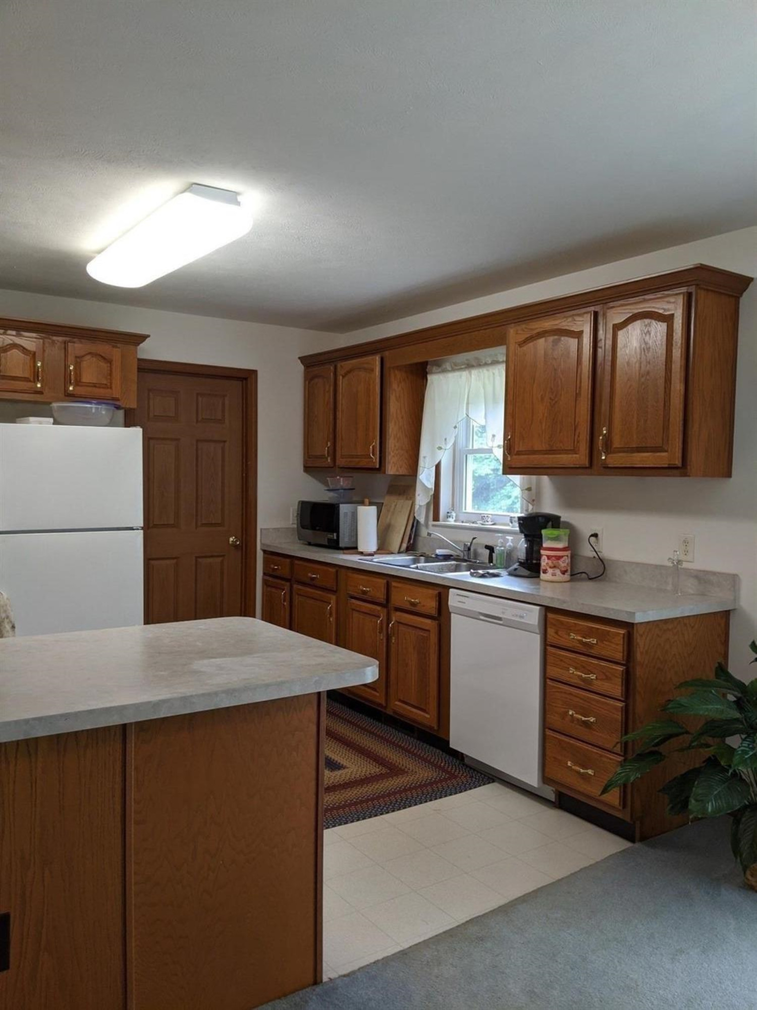 21396 Waterloo Road Chelsea, MI 48118 - Photo 5 of 23 Kitchen View